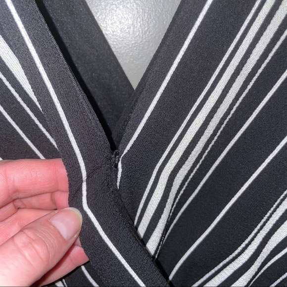 AGB striped jumpsuit - Picture 4 of 7